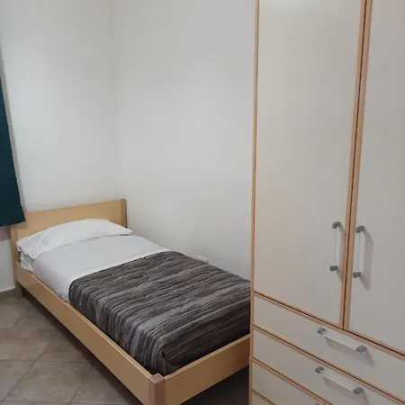 Casa Vacanze Due Passi Ольбия
